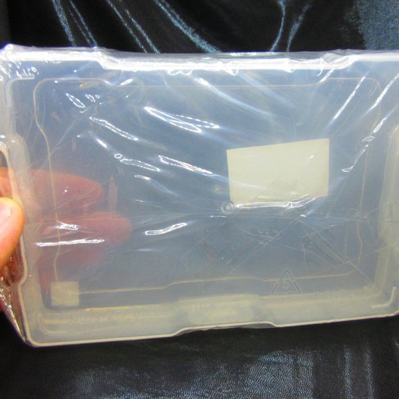 Clear Plastic Storage Case - Picture 4 of 6
